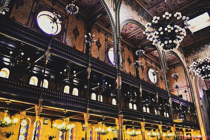 Private Jewish Heritage Tour of Budapest with Local Expert - Key Points