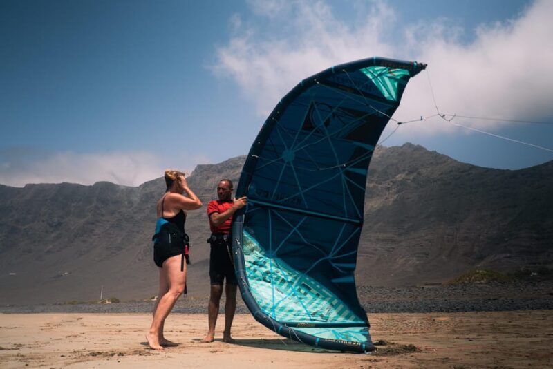 PRIVATE KITESURF LESSONS - What to Expect from Your Kitesurf Lesson