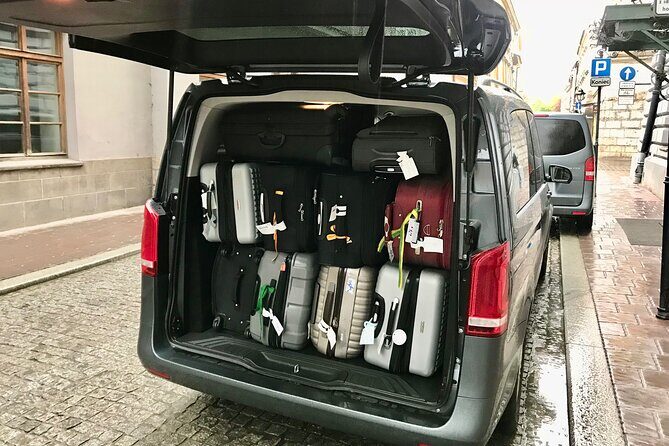 Private Krakow to or from Airport Transfer - FAQ