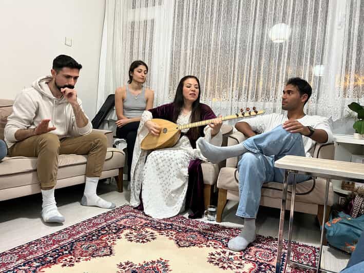 Private Kurdish Music Istanbul: Ancient Music Style Dengbeji - The Cultural Significance of Dengbej