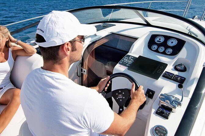 Private Lake Como Boat Tour with Captain Exclusive Scenic Cruise - A Closer Look at the Private Lake Como Boat Tour