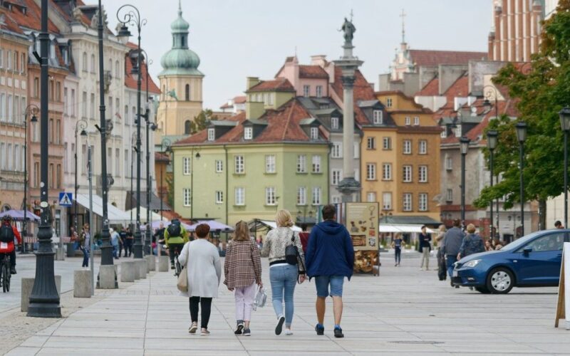 Private Legendary Warsaw Walking Tour - The Value of a Private Guided Tour