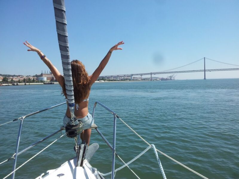 Private Lisbon Sightseeing Sailing Boat Tour with Locals - FAQ
