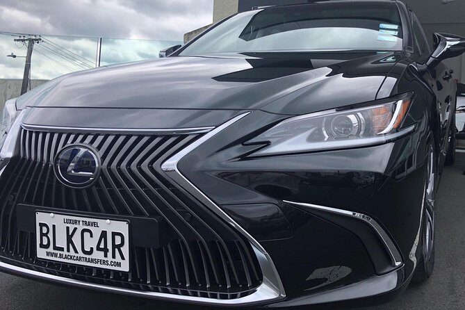 Private Luxury Airport Transfers in Auckland  Sedans & Vans - Who Is This Service Best For?