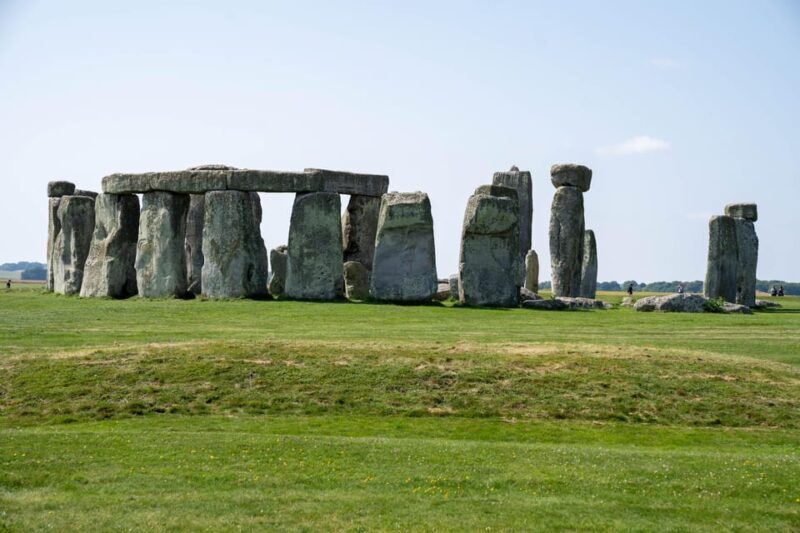 Private Luxury Day Tour of Stonehenge and Bath from Oxford - What makes this tour stand out?
