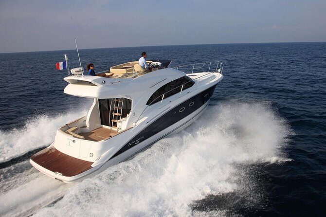 Private Luxury Motor Boat 6 & 8 Hour Full Day Charter - Key Points
