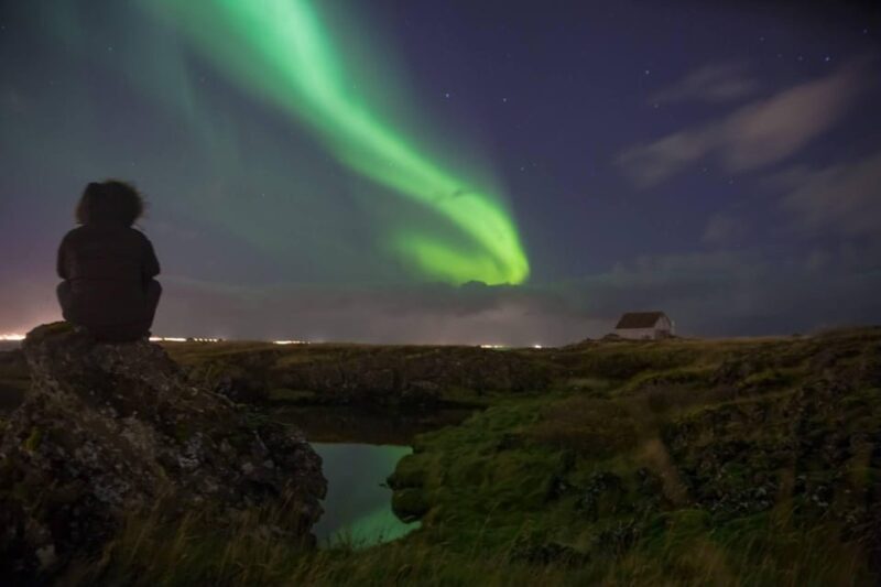 Private Luxury Northern Lights Hunt - Key Points