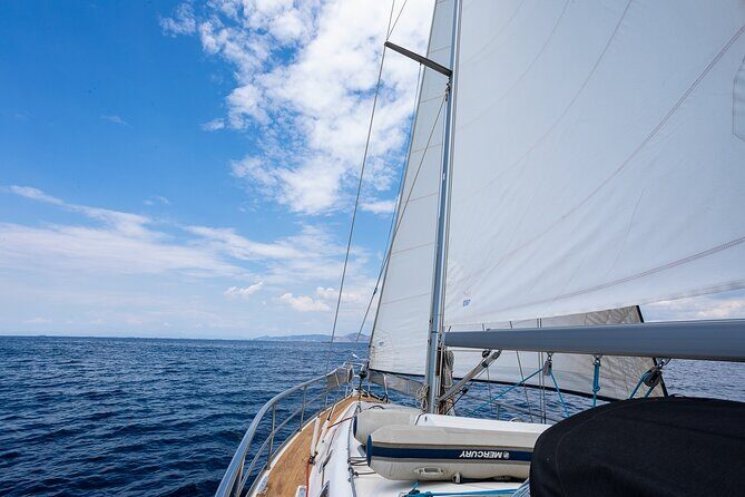 Private Luxury Sailing Cruise in Athens Riviera With Lunch - Food and Drinks: Savoring Greek Flavors at Sea