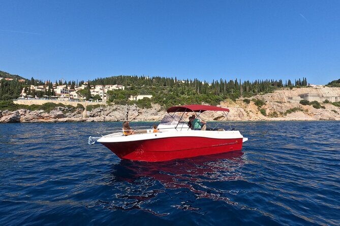 Private luxury speedboat tour-Islands, caves, beaches, snorkeling - Starting Point and Duration