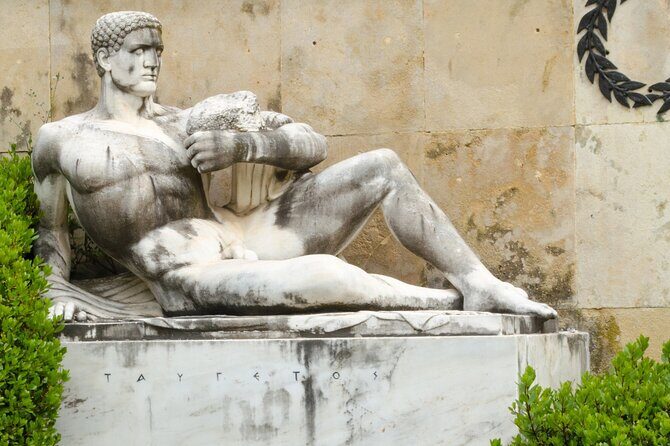 Private Luxury Tour: Delphi & Thermopylae  The 300s Legacy - Key Points