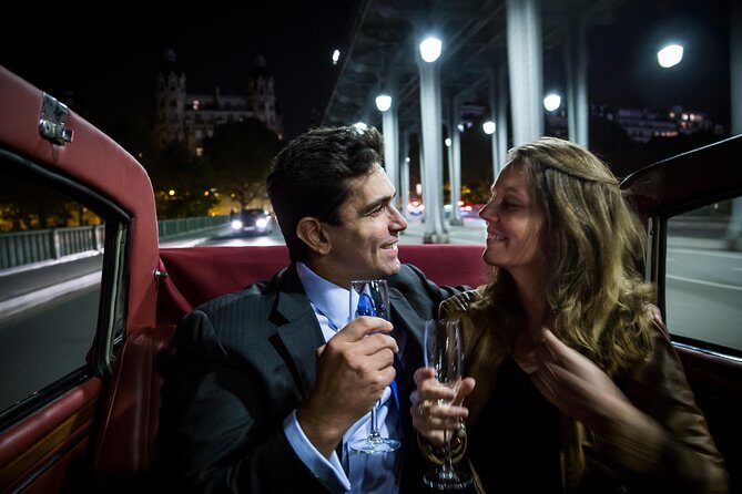 Private luxury tour of Bordeaux in a magnificent Citroen DS - 2 hours - An In-Depth Look at the Experience