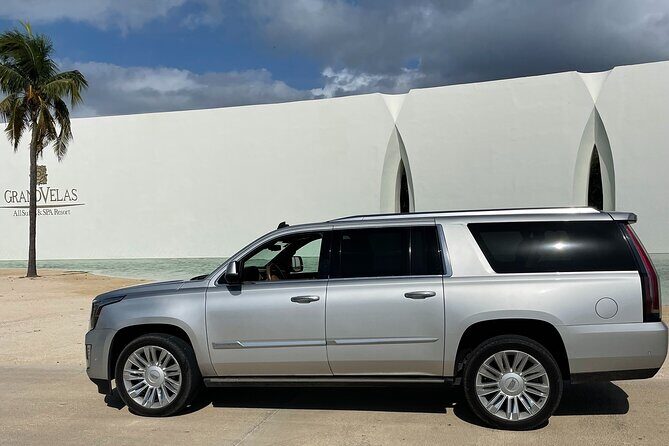 Private Luxury Transfer from Airport to Playa del Carmen - The Experience of the Private Luxury Transfer