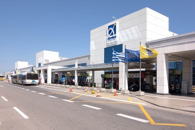 Private Luxury Transfer from Lavrio Port to Athens Airport - Who Will Love This Service?