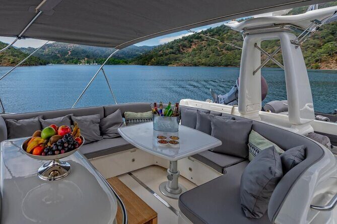 Private Luxury Yacht Cruise on Bosphorus - Who Will Appreciate This Tour?