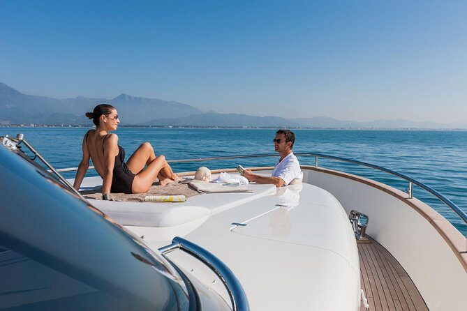 Private Luxury Yacht Tour with Lunch and Drinks - Exploring the Itinerary and What to Expect