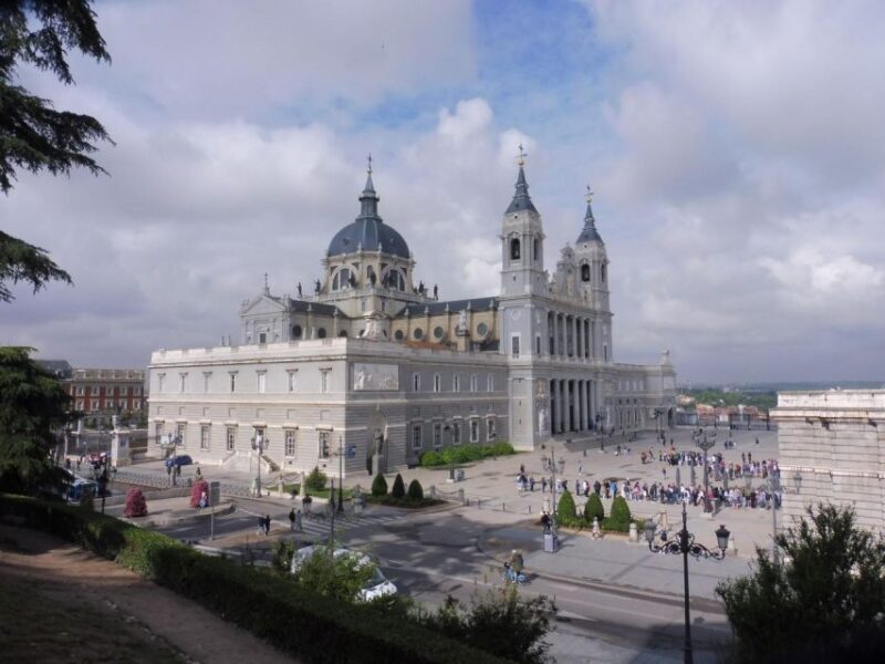Private Madrid Bike Tour | Exclusive Guided Cycle Tour - Key Points