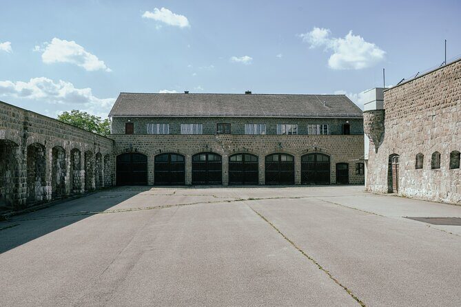 Private Memorial Tour from Vienna to Mauthausen & Eagle's Nest - Starting in Vienna: Setting the Scene