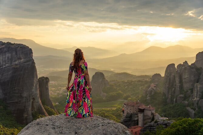 Private Meteora Photo Shoot with a Professional Photographer - FAQ