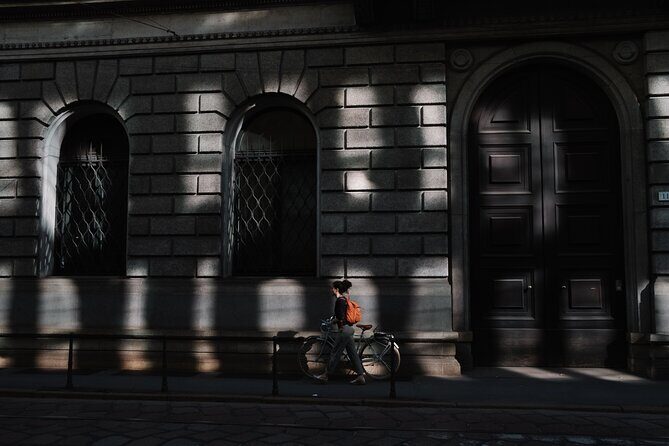 Private Milan Street Photography Walking Tour with an Artist - Practical Considerations