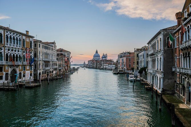 Private Mini Venice Photo Walk 2 Hours - What You Can Expect from the Experience