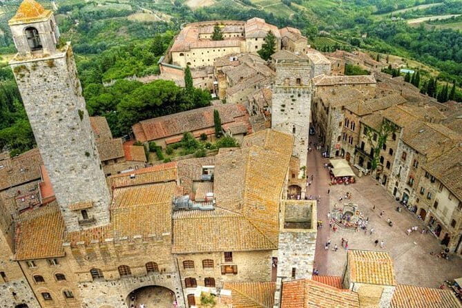 Private Minivan Tour to Siena and San Gimignano from Florence - Discovering Tuscany: A Detailed Look at the Private Minivan Tour to Siena and San Gimignano