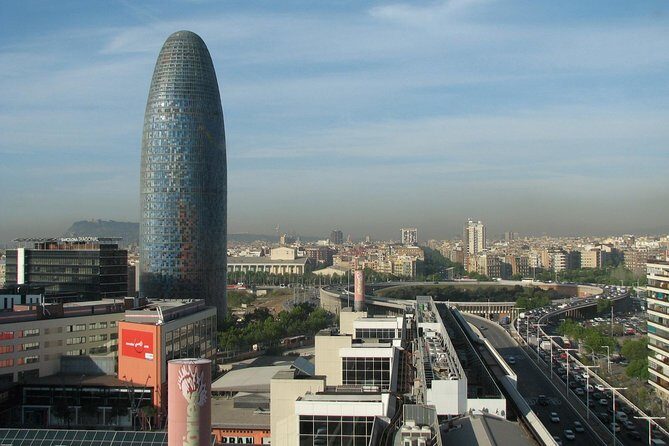 Private Modern Architecture Tour of Barcelona with private pick up and drop off - Who Should Consider This Tour?