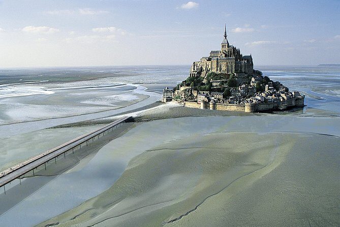 Private Mont Saint Michel Experience from Bayeux - Key Points