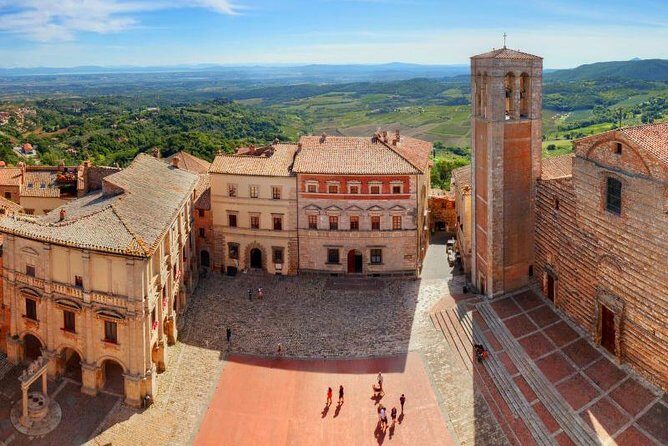 Private Montalcino and Pienza Tour from Siena - The guide and overall experience
