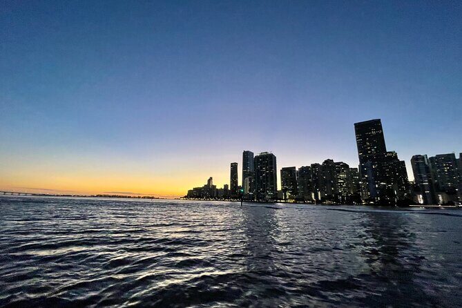 Private Moon-Watch Boat Cruise in Fort Lauderdale - What the Experience Looks Like