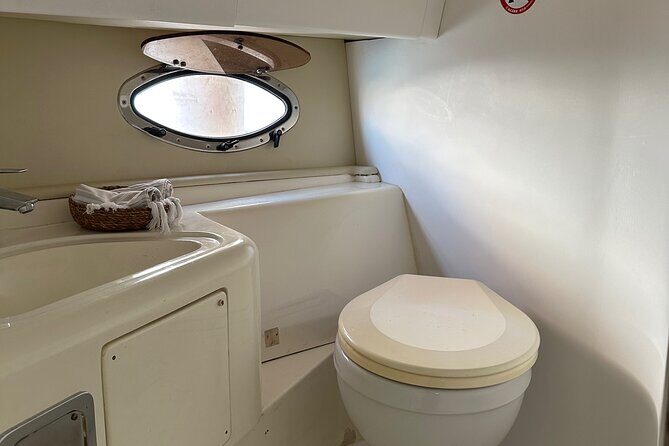 Private Motoryacht Cruise in Bodrum with Lunch - The Experience in Detail