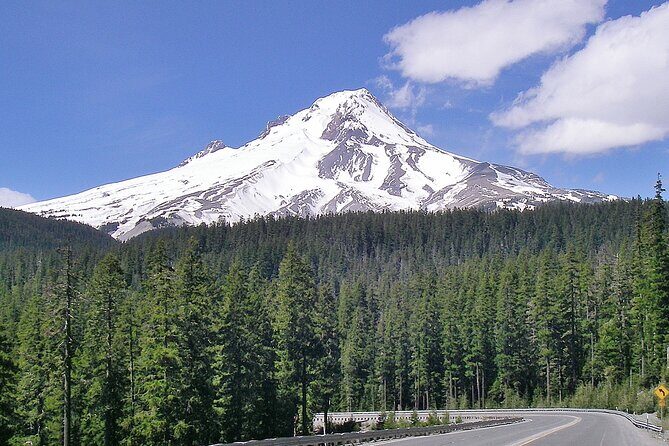 Private Multnomah Falls and Mt. Hood Tour with Gorge Waterfalls - What’s Included and What’s Not