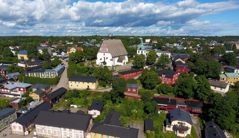 Private National Park and Porvoo Old Town tour from Helsinki - Key Points
