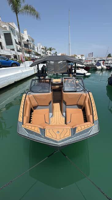 Private Nautique G23 Boat Experience in Puerto Banús - What to Expect on Your Nautique G23 Adventure