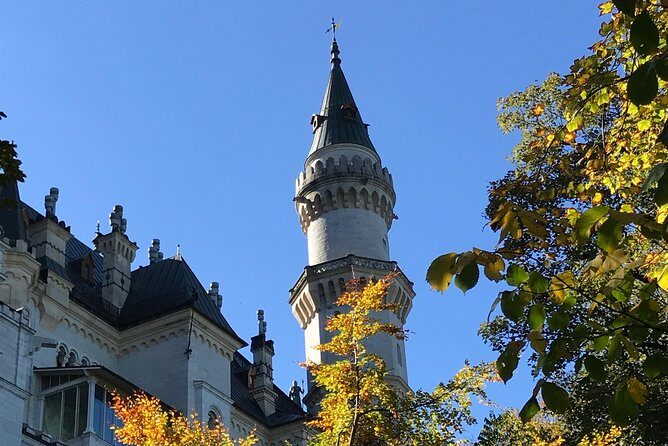 Private Neuschwanstein castle tour from Oberammergau village - An In-Depth Look at the Tour