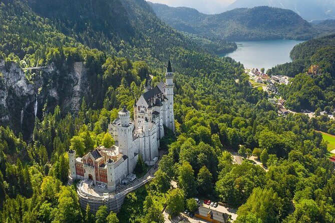 Private Neuschwanstein Tour, Skip The Line-Ticket & Bavarian Meal - The Details of the Experience