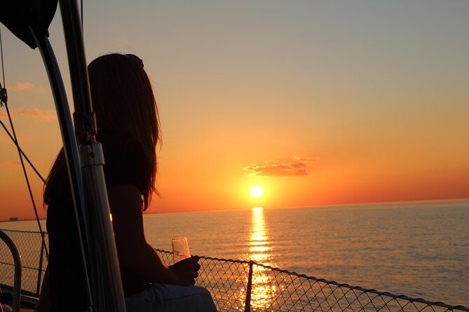 Private New Orleans 2-Hour Sail Aboard a Luxury Yacht - FAQs