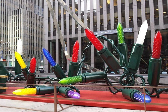 Private New York City Christmas Walking Tour - The Itinerary in Detail