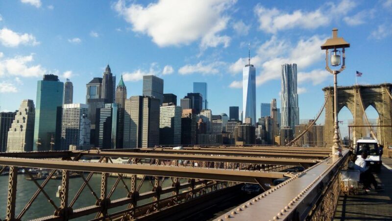 Private New York City Tour by Night With Local Guide - Starting the Night: Brooklyn Heights and DUMBO