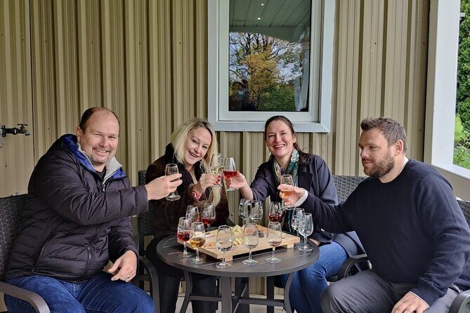 Private Niagara Wine Tour with Cheese and Charcuterie - Who Is This Tour Best For?
