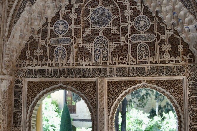 Private Night Tour of the Alhambra in Granada (includes tickets) - FAQs