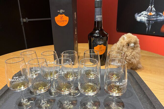 Private Normandy Gourmet Tour with Cider Cheese and Seafood Lunch - Experience the Flavors of Normandy: A Private Gourmet Day Trip from Paris