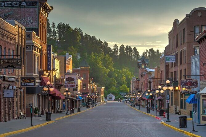 Private Northern Hills Tour including Spearfish Canyon, Deadwood - FAQ