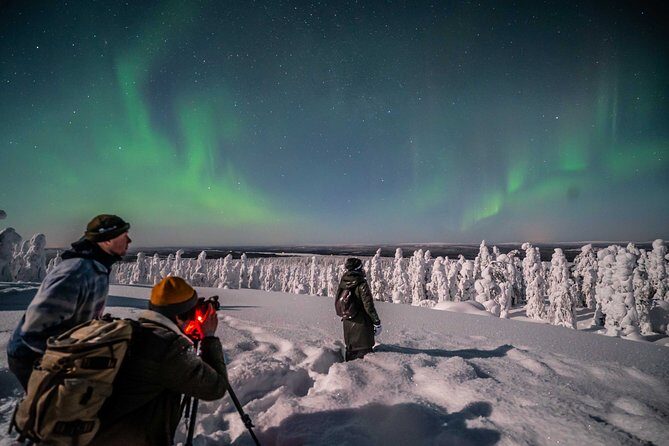 Private Northern Lights photography tour in Rovaniemi - Photography and Equipment