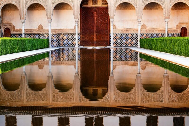 Private Official Guide Alhambra (tickets not included) - Who Is This Tour Best For?