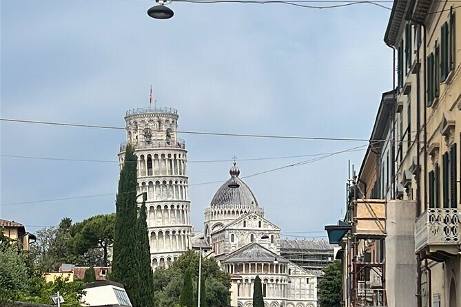 Private One Day Tour to Pisa and Lucca - Discover Pisa and Lucca in Comfort and Style