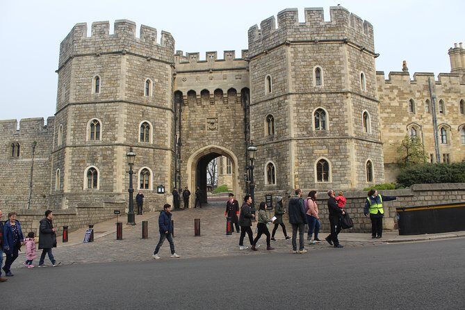 Private One Way or Round Trip Transfer : London to Windsor Castle or LEGOLAND - FAQ