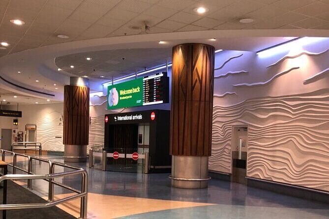 Private One-Way Transfer: Auckland Airport to Auckland City Hotel - The Sum Up