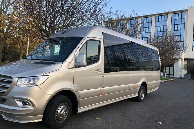 Private one way transfer from Port Le Havre to Paris or back - Drivers and Service Quality