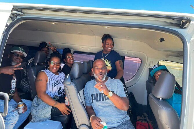 Private one-way trip from the airport to all hotels in Los Cabos - Meeting Point and Arrival Experience