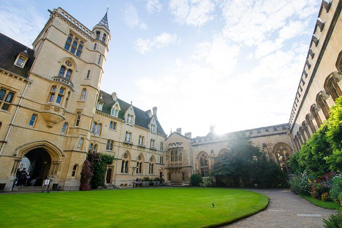 Private Oxford Walking Tour With University Alumni Guide - Who Will Love This Tour?